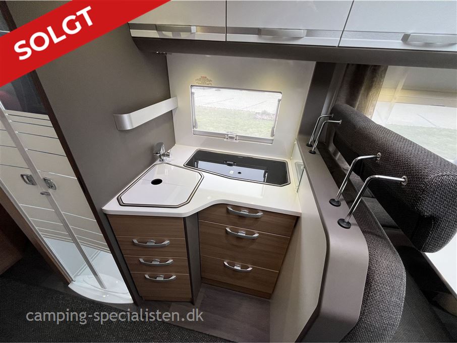 Adria Coral Plus 670 SC